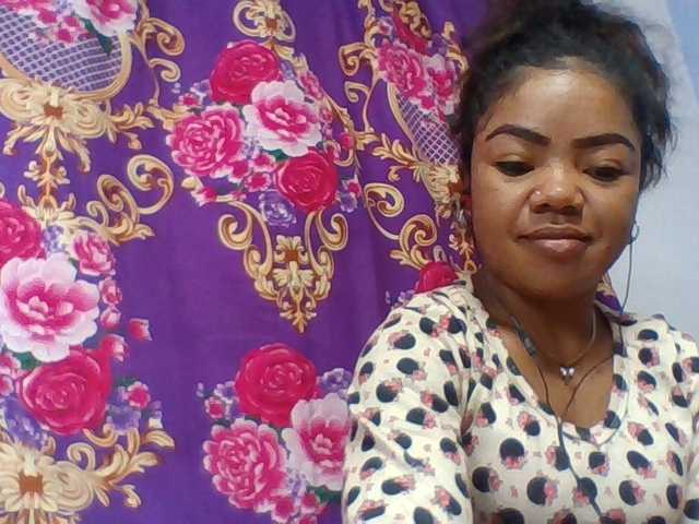 Elyah1a live cam on BongaCams