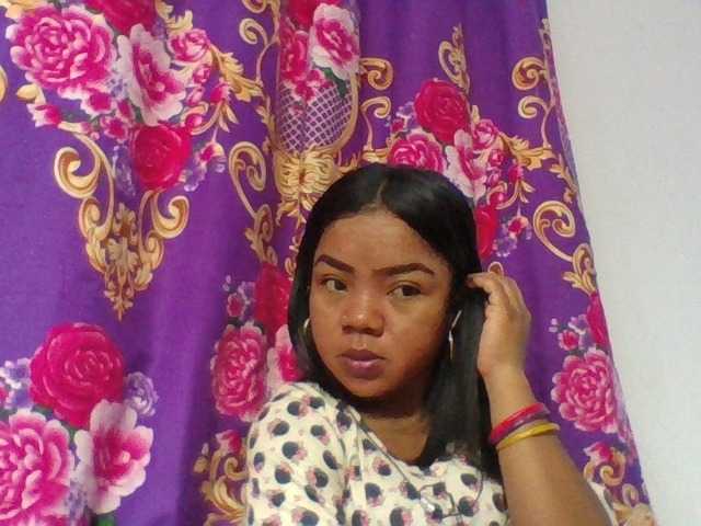 Elyah1a live cam on BongaCams