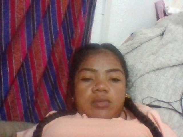 Elyah1a live cam on BongaCams