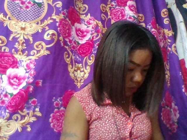 Elyah1a live cam on BongaCams