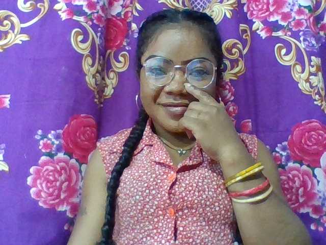 Elyah1a live cam on BongaCams