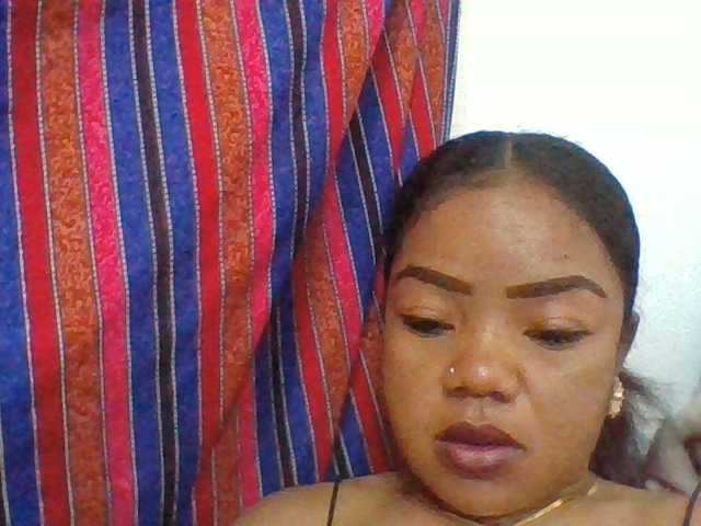 Elyah1a live cam on BongaCams