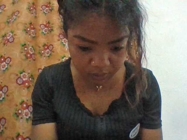 Elyah1a live cam on BongaCams