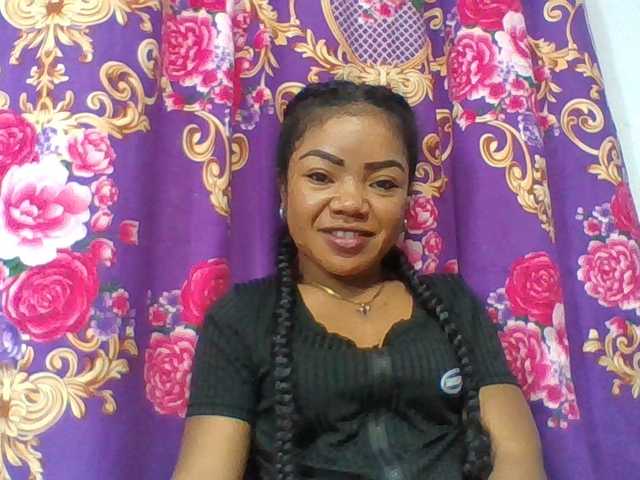 Elyah1a live cam on BongaCams