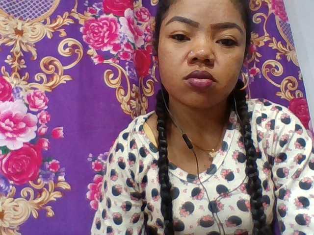 Elyah1a live cam on BongaCams