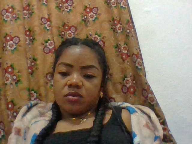 Elyah1a live cam on BongaCams