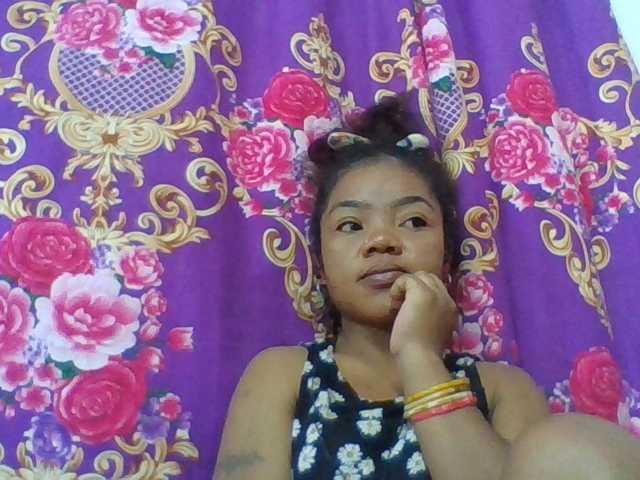 Elyah1a live cam on BongaCams