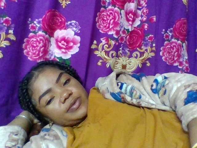 Elyah1a live cam on BongaCams