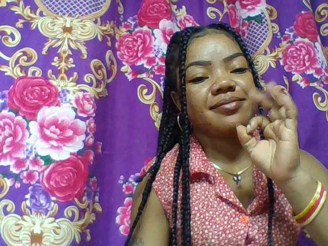 Elyah1a live cam on BongaCams