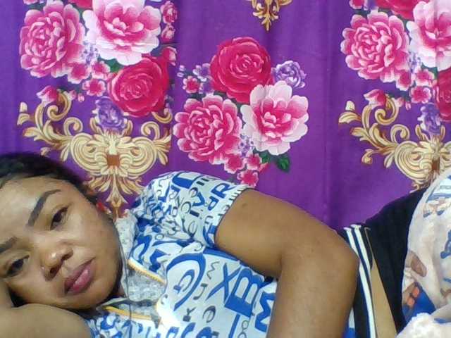 Elyah1a live cam on BongaCams