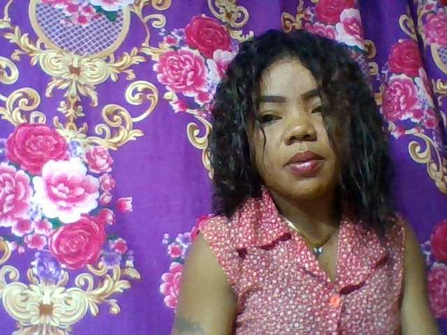 Elyah1a live cam on BongaCams