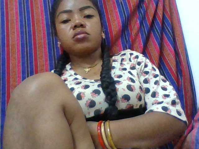 Elyah1a live cam on BongaCams