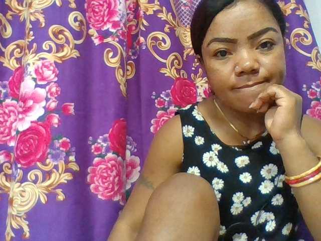 Elyah1a live cam on BongaCams