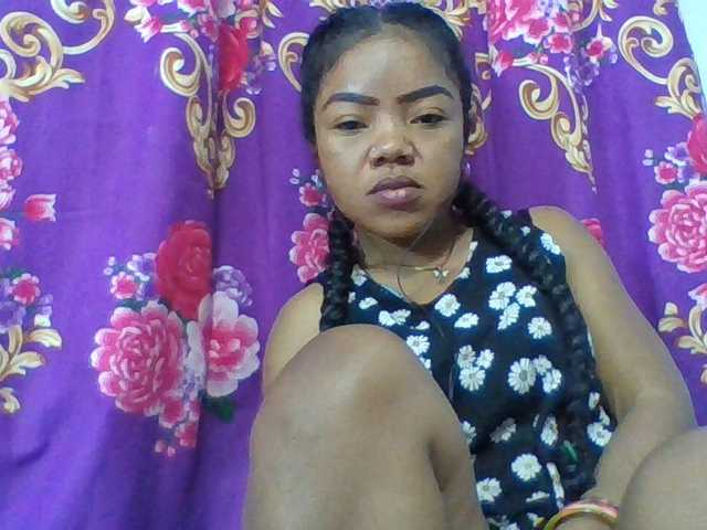 Elyah1a live cam on BongaCams