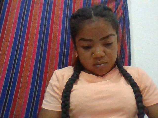 Elyah1a live cam on BongaCams