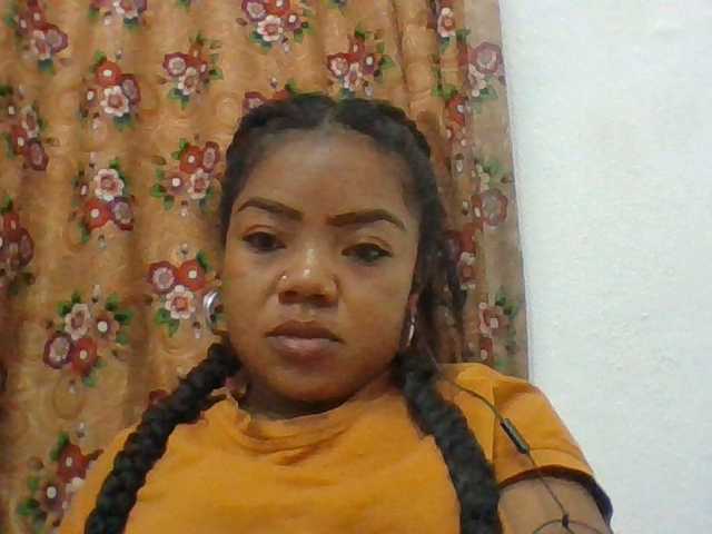 Elyah1a live cam on BongaCams