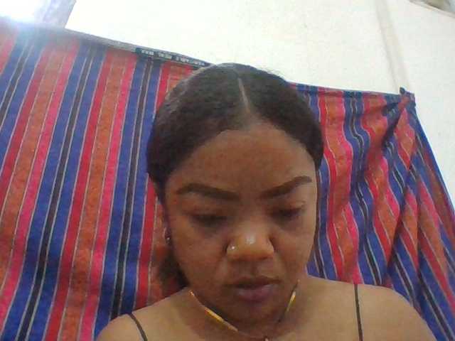 Elyah1a live cam on BongaCams