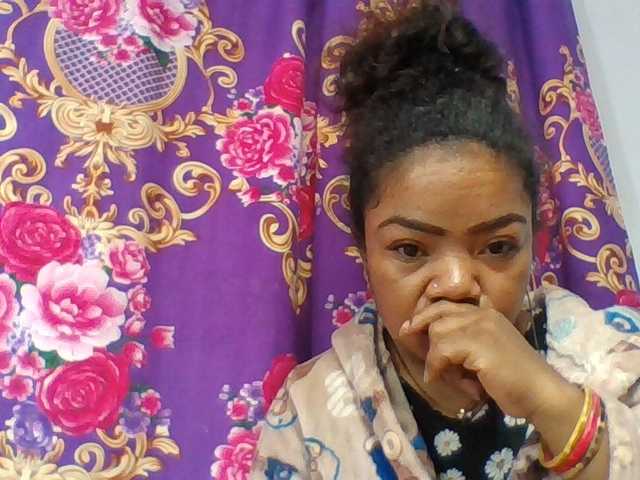 Elyah1a live cam on BongaCams