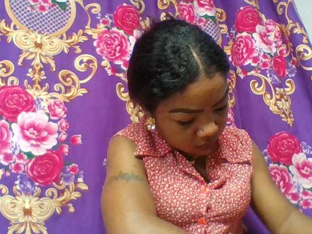 Elyah1a live cam on BongaCams