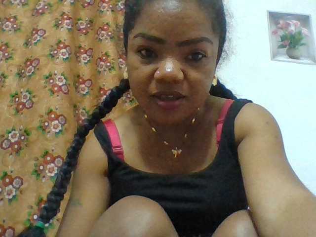 Elyah1a live cam on BongaCams