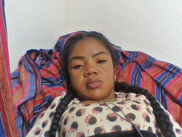 Elyah1a live cam on BongaCams