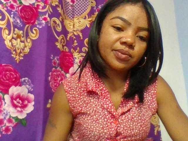 Elyah1a live cam on BongaCams
