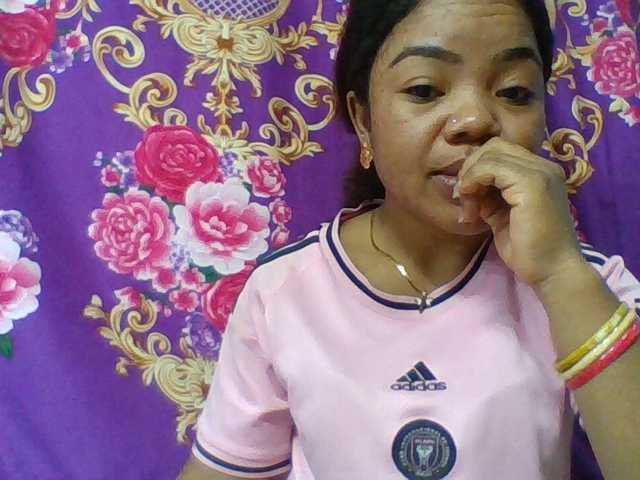 Elyah1a live cam on BongaCams
