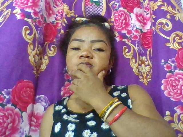 Elyah1a live cam on BongaCams