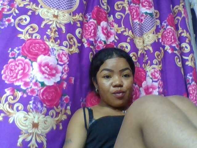 Elyah1a live cam on BongaCams
