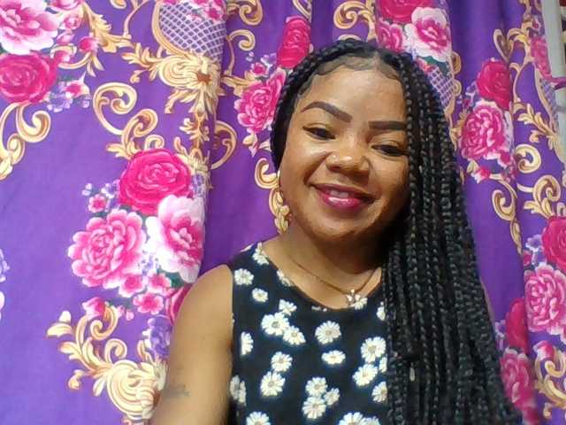 Elyah1a live cam on BongaCams