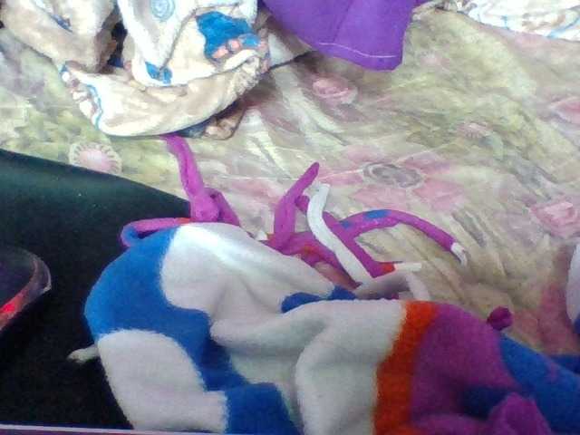 Elyah1a live cam on BongaCams