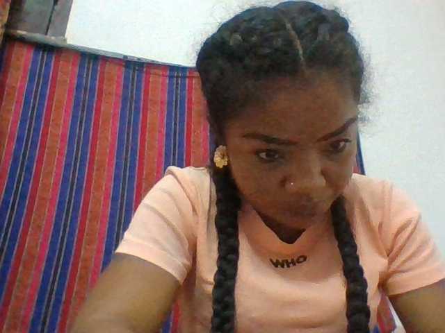 Elyah1a live cam on BongaCams