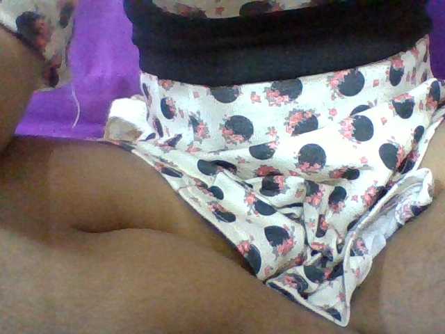 Elyah1a live cam on BongaCams