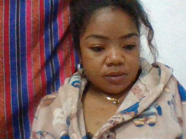 Elyah1a live cam on BongaCams