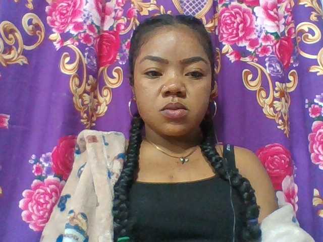 Elyah1a live cam on BongaCams