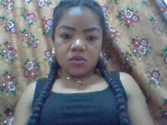 Elyah1a live cam on BongaCams