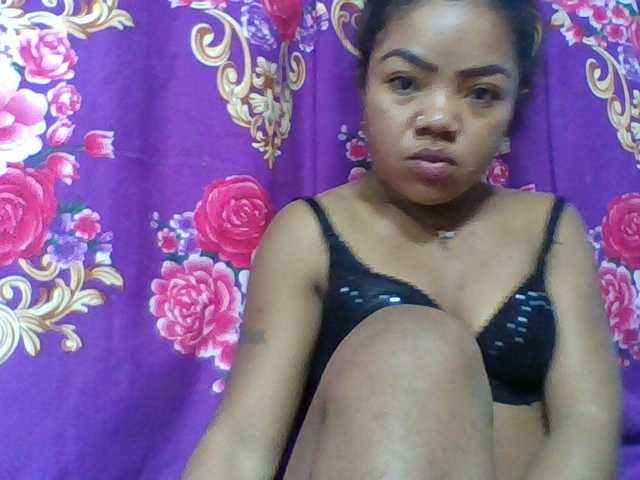 Elyah1a live cam on BongaCams