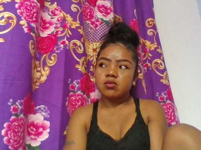 Elyah1a Live Cam on BongaCams