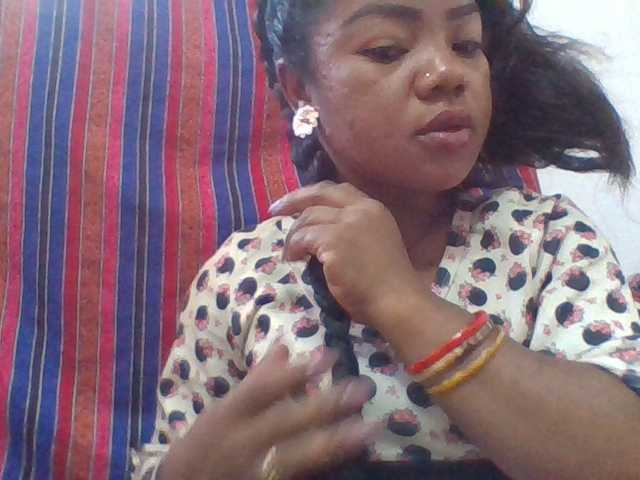 Elyah1a live cam on BongaCams