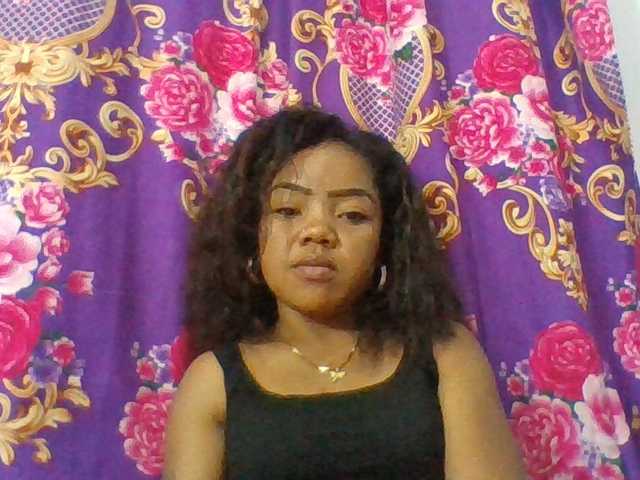 Elyah1a live cam on BongaCams