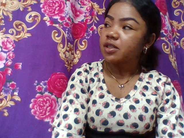 Elyah1a live webcam show