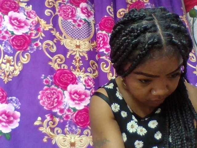 Elyah1a live webcam show