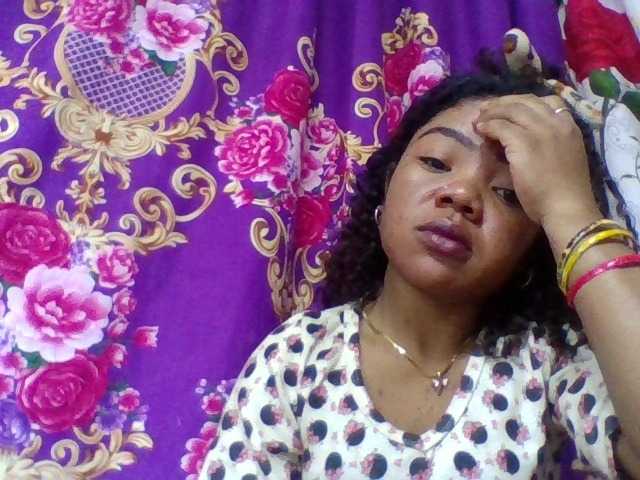 Elyah1a live cam on BongaCams