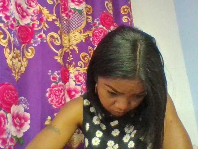 Elyah1a live cam on BongaCams