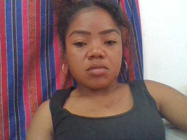 Elyah1a live cam on BongaCams