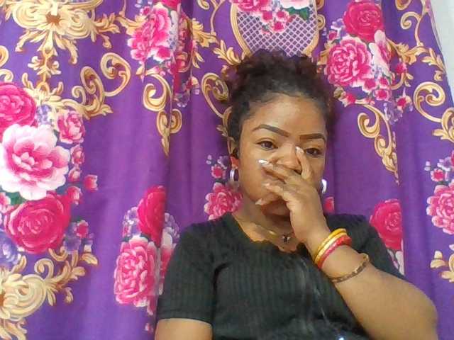 Elyah1a live cam on BongaCams