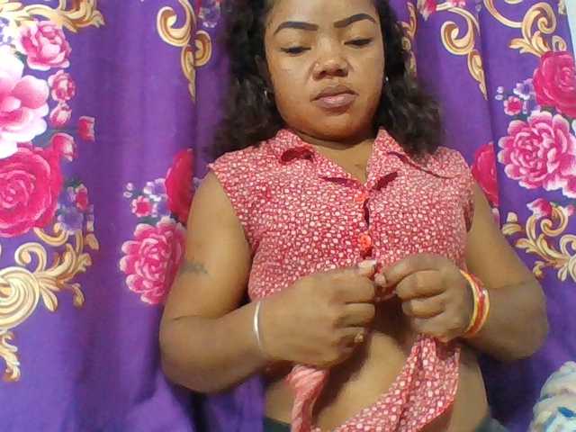 Elyah1a live cam on BongaCams