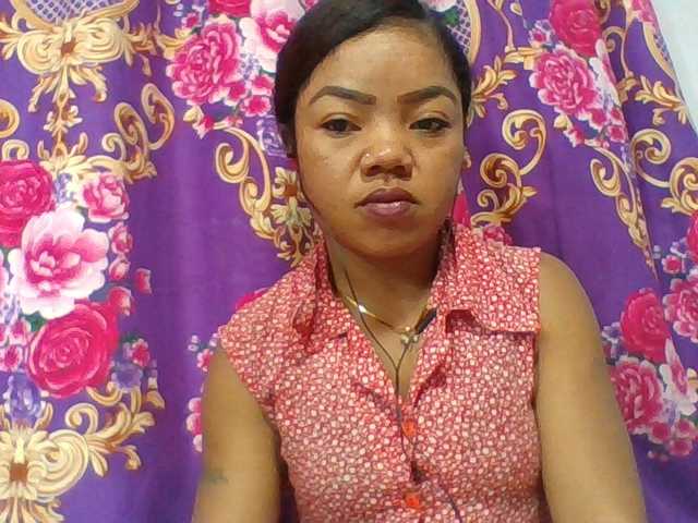 Elyah1a live cam on BongaCams
