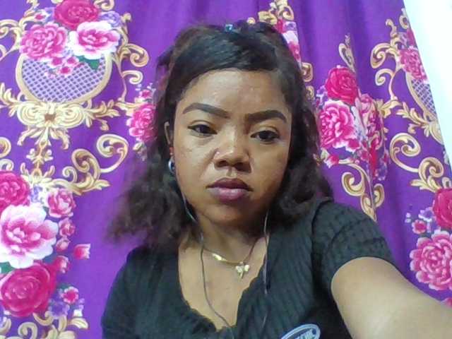 Elyah1a live cam on BongaCams