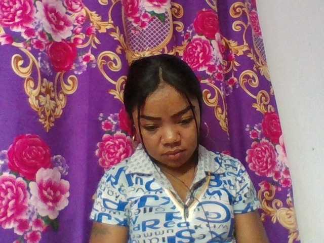 Elyah1a live cam on BongaCams